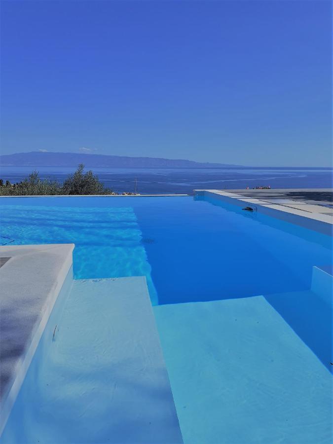 Villa Infinity ∞ Santa Teresa Di Riva Esterno foto