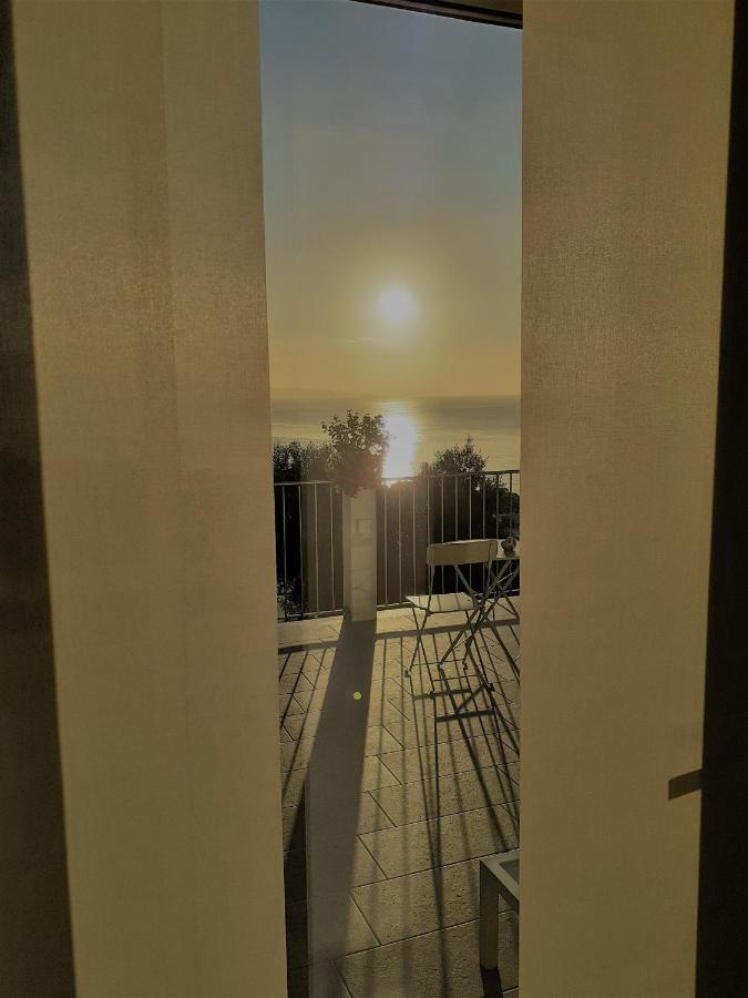 Villa Infinity ∞ Santa Teresa Di Riva Esterno foto