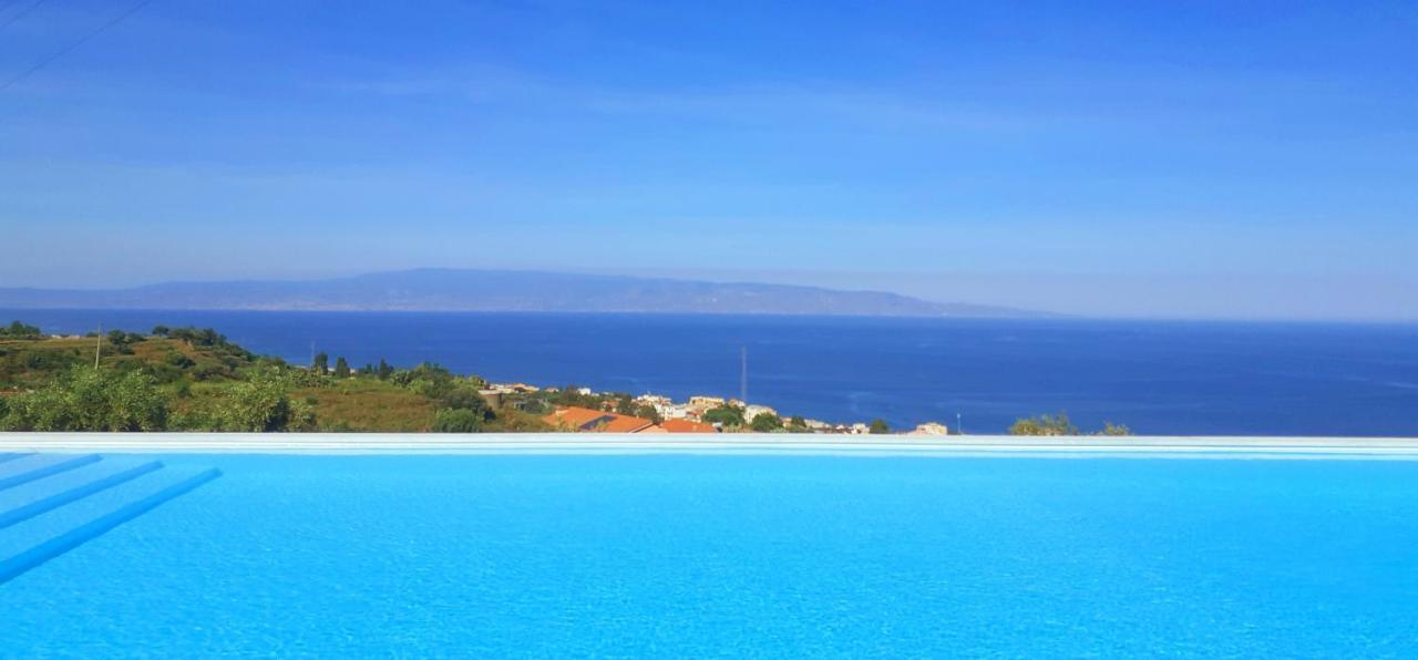 Villa Infinity ∞ Santa Teresa Di Riva Esterno foto